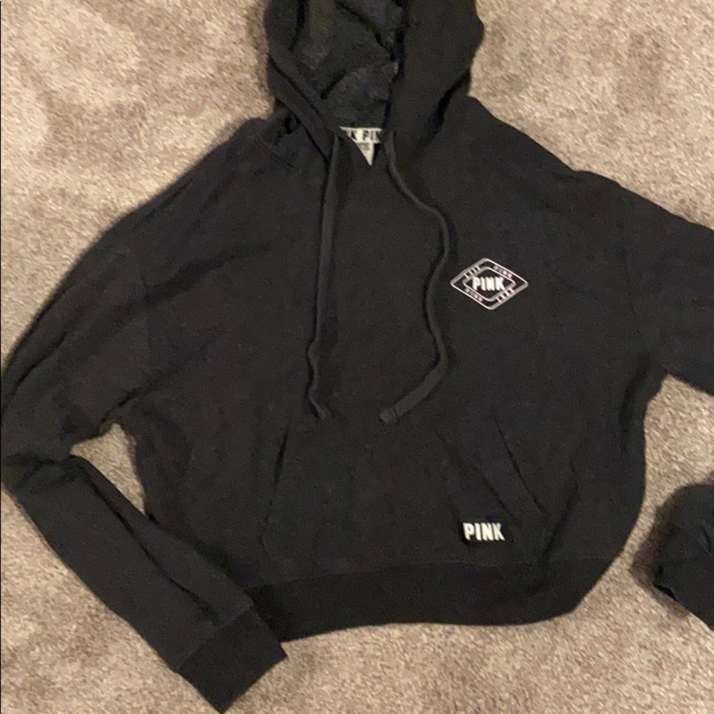 Short crop top hooded sweatshirt